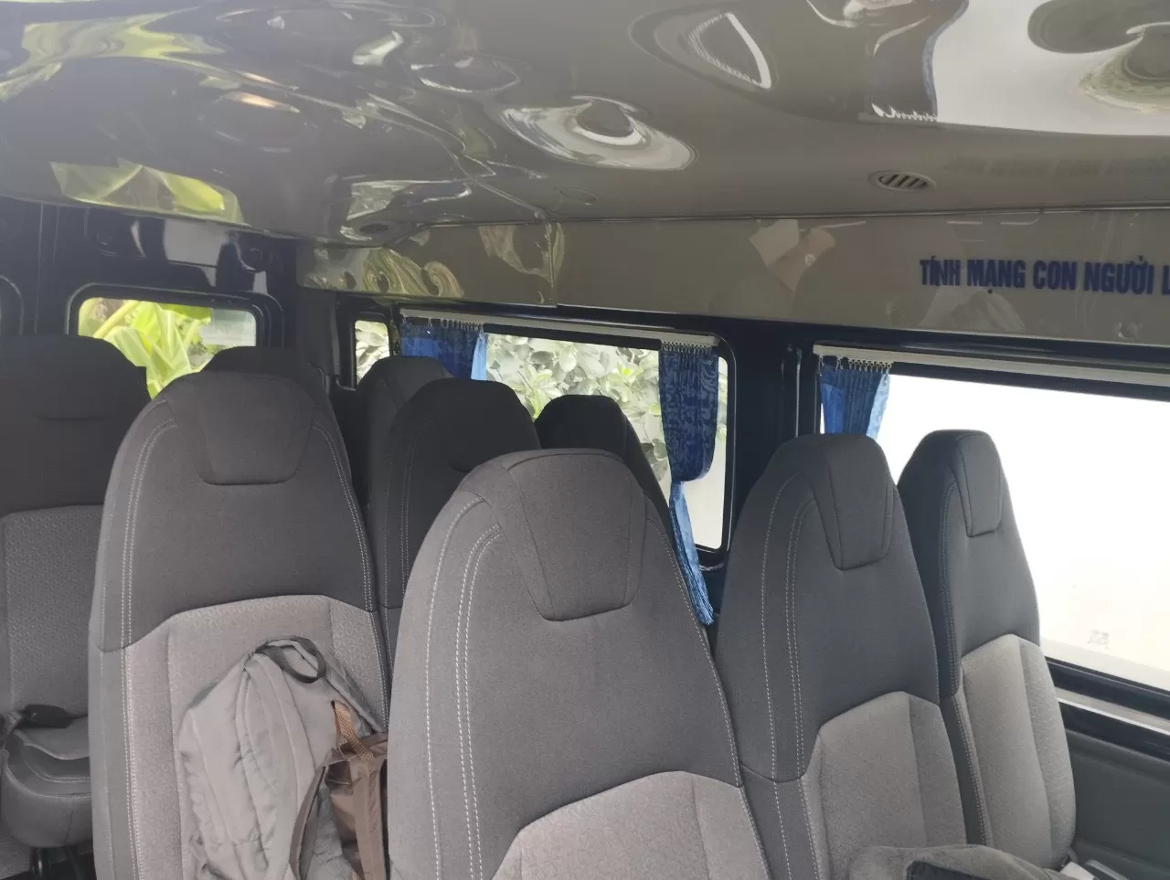 Ford Transit 16 chỗ